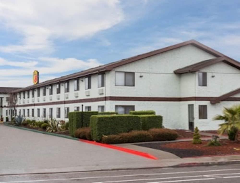 Super 8 By Wyndham Hotel Arcata