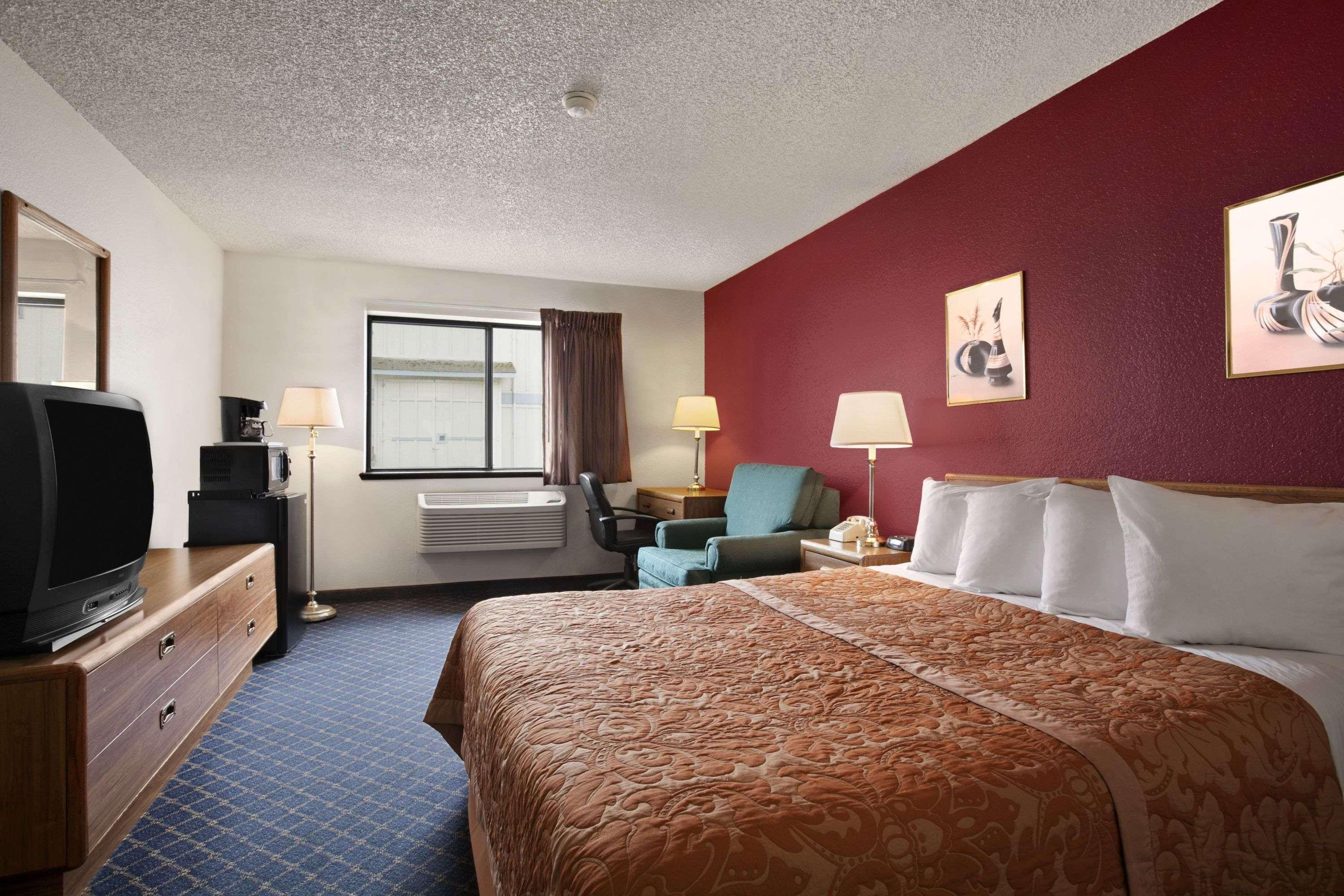 Super 8 By Wyndham